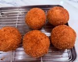 A picture of step 10 of Taro and Potato Croquettes.
