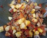 Foto langkah ke 4 dari resep Sambal goreng hati kentang.