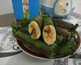 Foto langkah ke 5 dari resep Nasi Bakar Ikan Teri Pedas.