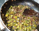 A picture of step 5 of Indian Onion Okra Fry.
