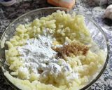 Foto del paso 1 de la receta: Costeletas de Cerdo con Salsa de Mostaza y Miel y Papas Noisette