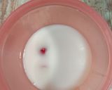 Foto langkah ke 1 dari resep Strawberry youghurt smoothies.