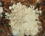 A picture of step 3 of Pumpkin pakoda.