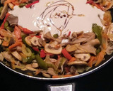 Foto del paso 7 de la receta: Wok de verduras y champiñones con guarnición de arroz jazmín