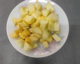 A picture of step 1 of Apple Cinnamon Soya Shake.