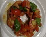 Foto del passaggio 2 della ricetta Frisella con pomodoro