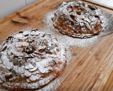 Foto del paso 14 de la receta: Hojaldre con manzana, crema pastelera, dátiles y almendras