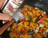Hình bước làm 3 của món Focaccia- hương vị nước Ý (món chay)