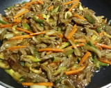 Foto del paso 5 de la receta: Ternera salteada con verduras