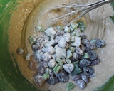 Foto del paso 2 de la receta: Budín de frutas deshidratadas