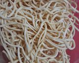 Foto langkah ke 1 dari resep Mie Jawa Pipih Goreng (Gurih Meresap, Anti Gumpal!) Jesslyn Orlane.