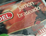 Foto del paso 1 de la receta: Jamón braseado con pimentón dulce y uvas