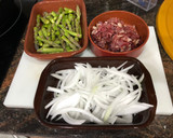Foto del paso 3 de la receta: Setas ostra con espárragos y jamón