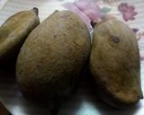 A picture of step 1 of Raw mango drink.