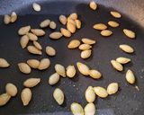 Foto del paso 1 de la receta: Semillas de zapallo como snack