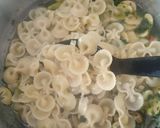 Foto del paso 4 de la receta: Farfalle e funghi 🍜