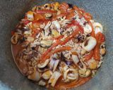 Foto del paso 2 de la receta: Arroz medio caldoso con calamares en Olla GM