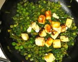 A picture of step 7 of Matar Palak Paneer.