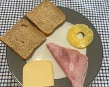 Foto del paso 1 de la receta: Tostada Hawaiana con queso de Raclette