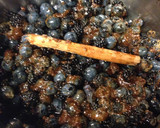 Foto del paso 2 de la receta: Mermelada de endrinas o arañones y moras