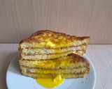 Foto langkah ke 6 dari resep Hong Kong French Toast.