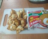 Foto langkah ke 4 dari resep Siomay goreng indomie.. kreasi indomie.