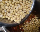 Foto del paso 2 de la receta: Potaje de garbanzos con espinacas y bacalao