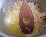 Mustáros húsgolyók borsmártással, sajtszószos spagettiágyon recept fázis 5 fotója