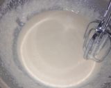 Foto del paso 1 de la receta: Bizcochuelo de Coco con tropezones de Dulce de Leche