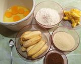 Foto langkah ke 2 dari resep Bolu Pisang Coklat Lumer.