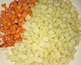 A picture of step 8 of Chicken pies.