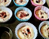 Foto del paso 2 de la receta: Muffins de queso crema y frutos rojos ❤❤