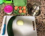 Foto del paso 1 de la receta Revuelto de cebolla y calalacín
