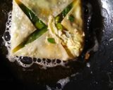 Foto langkah ke 4 dari resep Martabak Telur Ekonomis.