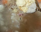Foto langkah ke 6 dari resep Sop Telur Puyuh Bumbu Iris.