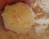 Foto del paso 4 de la receta: Bombas de papa con doble empanado(truco para que no se salga él pan rallado y no se rompan al freír)