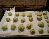 A picture of step 6 of Zucchini "meatballs".