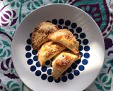 Foto del paso 4 de la receta: Empanaditas de copetin #quesoycebolla