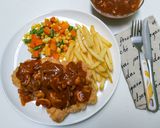 Foto langkah ke 8 dari resep Crispy Chicken Steak with Mushroom Barbeque Sauce.