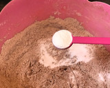 A picture of step 10 of Chocolate cake with whipped cream frosting.
