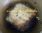 A picture of step 4 of Spaghetti with Garlic, Oil, Walnuts, and Lemon-Flavored Toasted Breadcrumbs.
