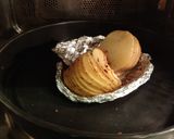 A picture of step 7 of Hasselback / Baked Potato.
