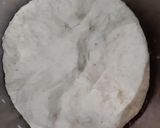 A picture of step 5 of Cheesy Paneer Palak momo.
