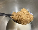 Foto del paso 2 de la receta: Coca de cebolla con bacon!