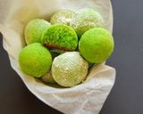 A picture of step 1 of The Grinch Snow Balls.