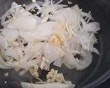 Foto del paso 1 de la receta: Estofado de pollo con papas