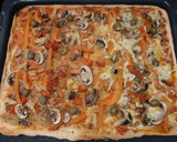 Foto del paso 8 de la receta: Pizza de lo que haya