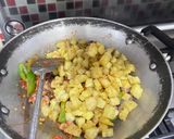 Foto langkah ke 2 dari resep Balado Kentang Ampela Cabe Gendot.