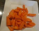 A picture of step 5 of Beef Steaks with Guajillo Chiles, Carrots, and Nopales.