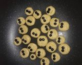 Foto langkah ke 5 dari resep Kue kering Low Budget tanpa oven.